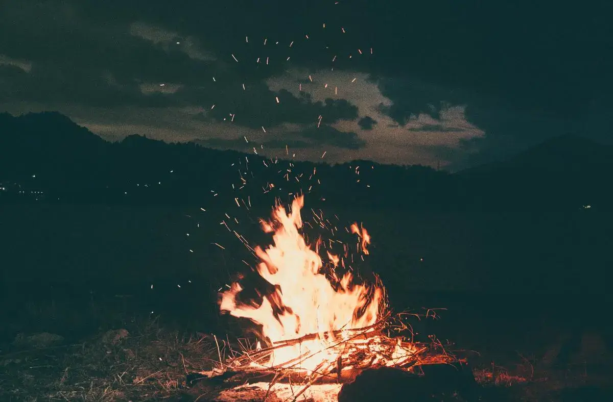 Neither burned nor buried